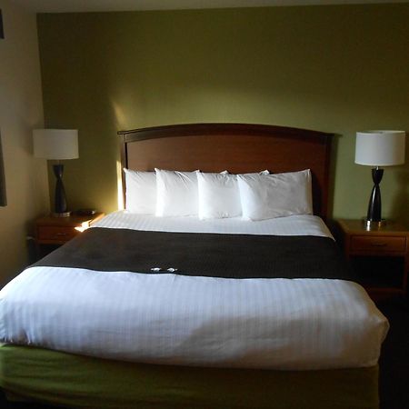 Americinn By Wyndham Grand Rapids Exterior photo