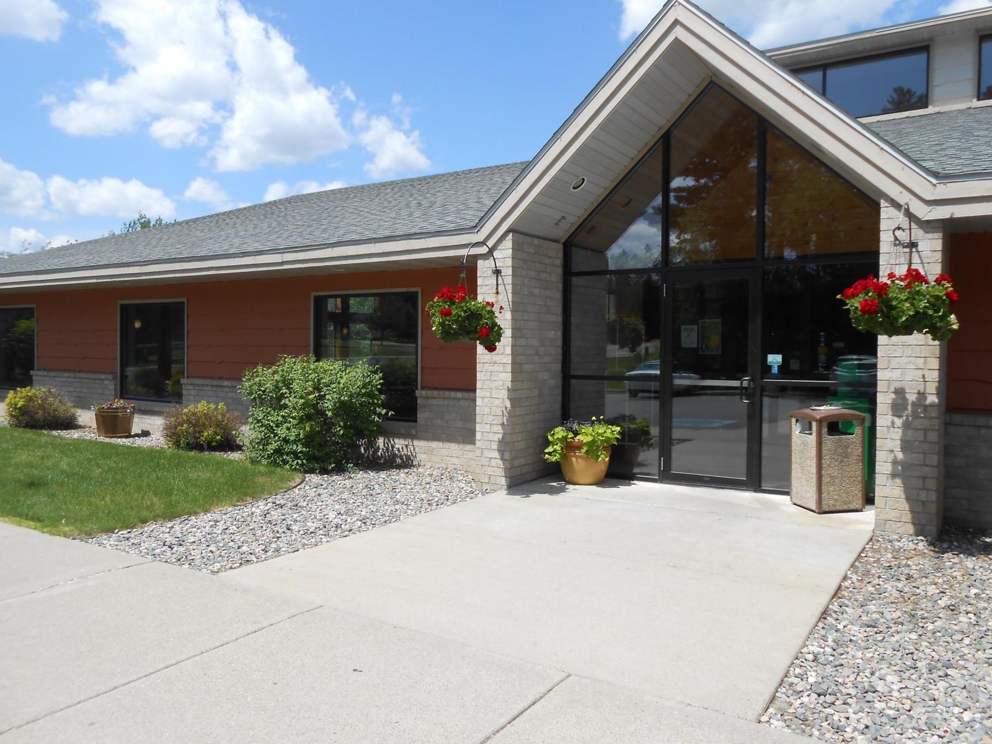 Americinn By Wyndham Grand Rapids Exterior photo