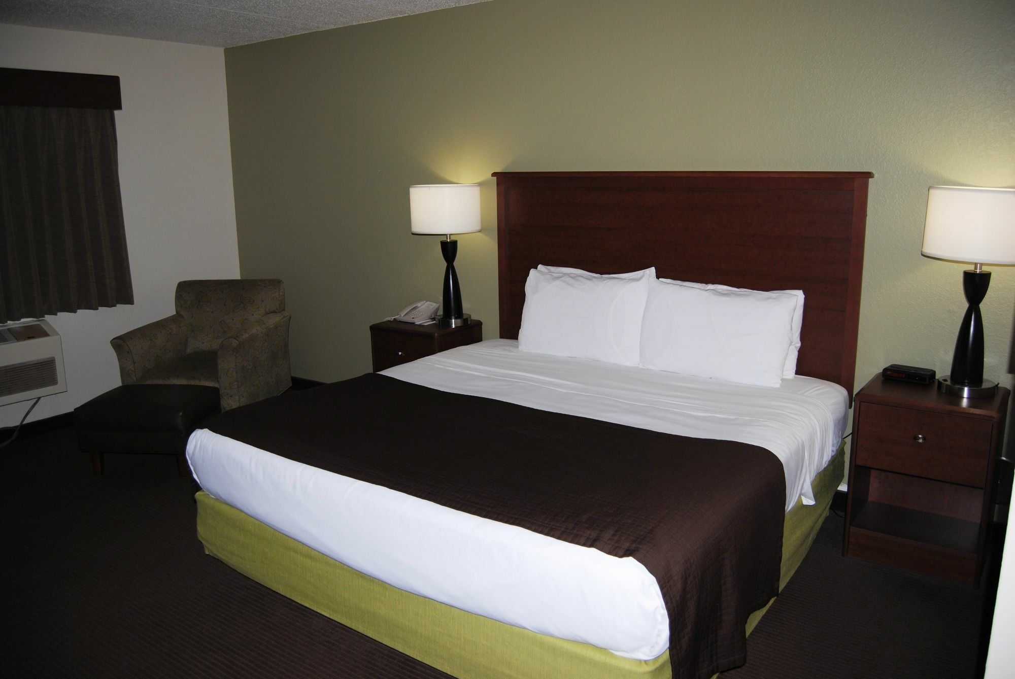 Americinn By Wyndham Grand Rapids Exterior photo